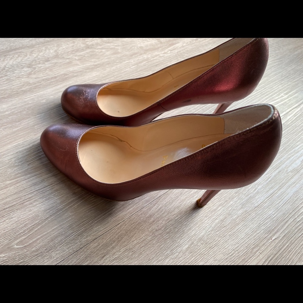 Christian Louboutin 4” purple leather heel size 38
